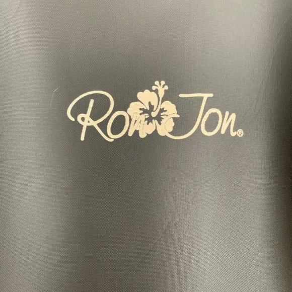 Ron Jon youth wet suit size 14